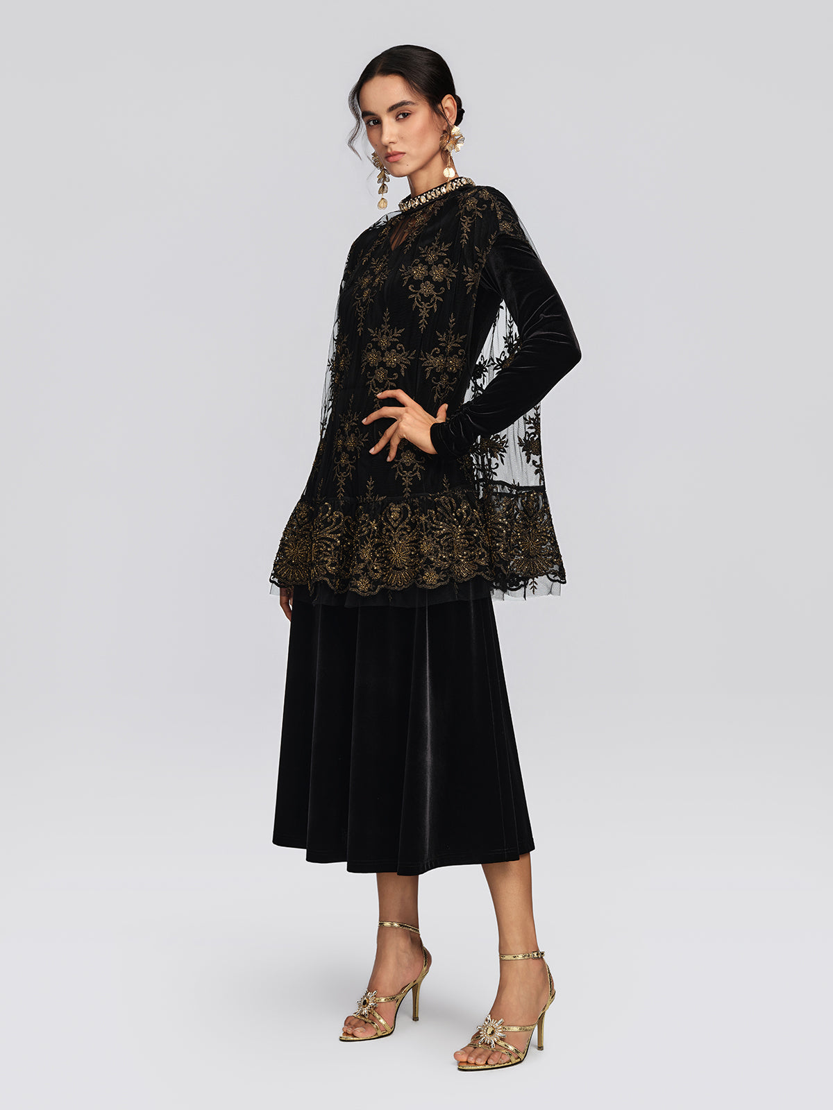 Embroidered Mesh Velvet Beaded Set