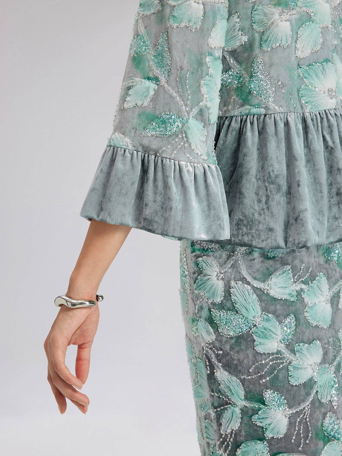 Beaded Floral Embroidered Velvet Stand Collar Jacket