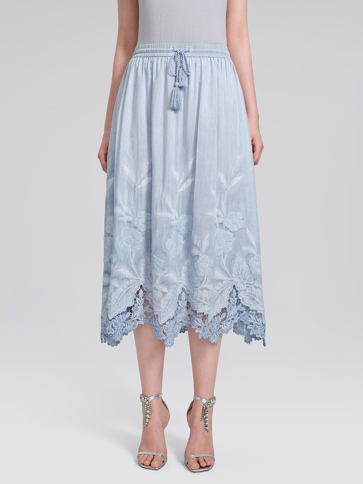 Silk Cotton Embroidered Lace Trin Panel Skirt