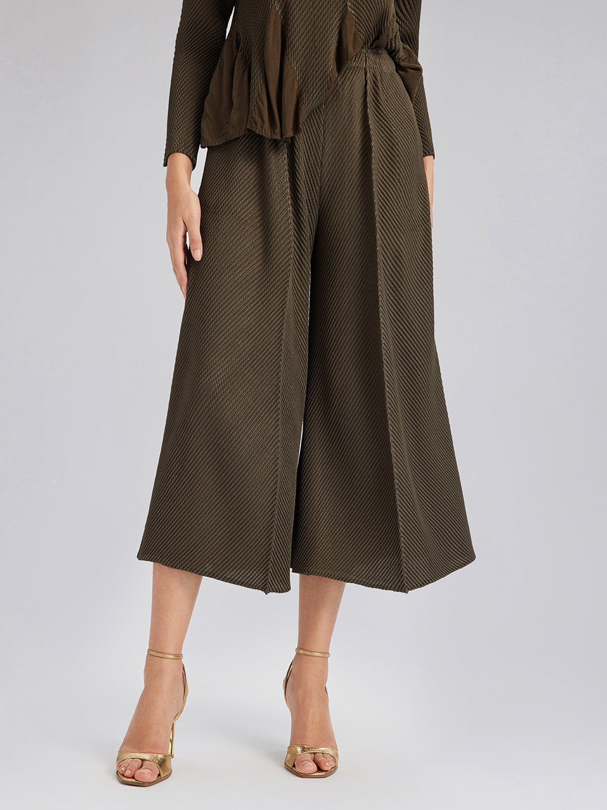 Final Sale | Pleated-Texture Elastic-Waist Wide-Leg Pants
