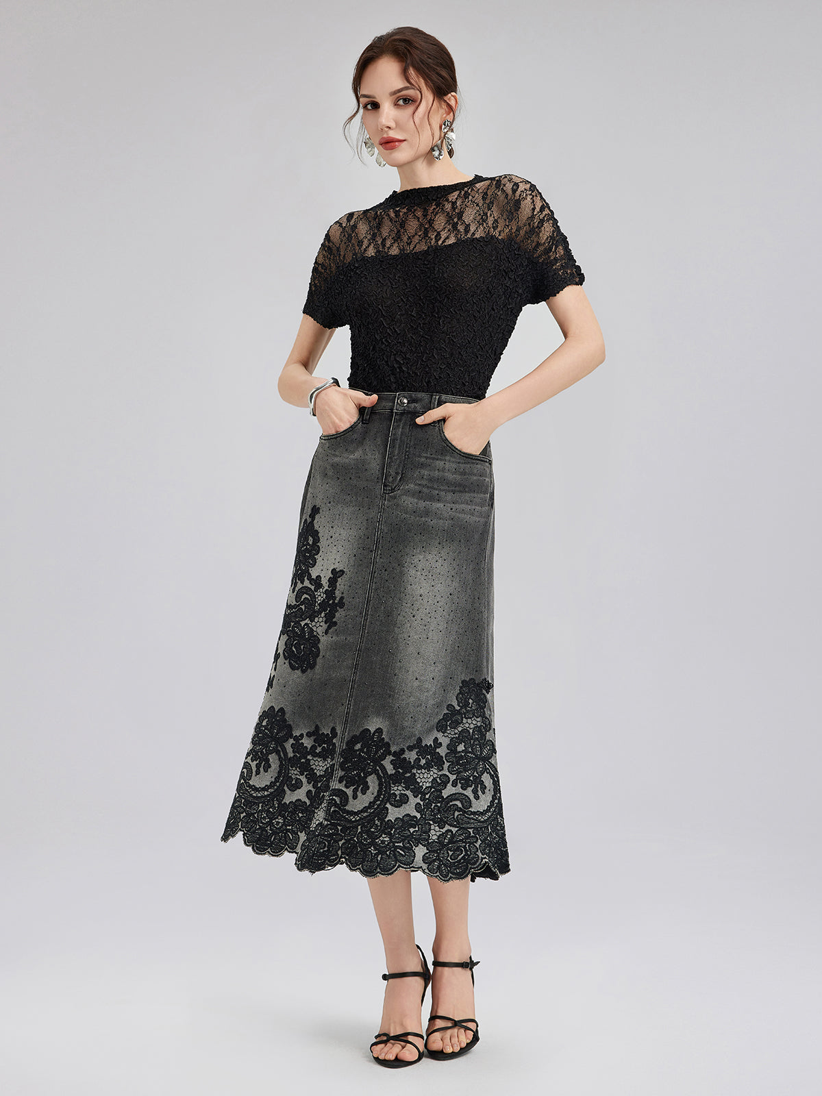 New Embroidered Rhinestone Denim Skirt