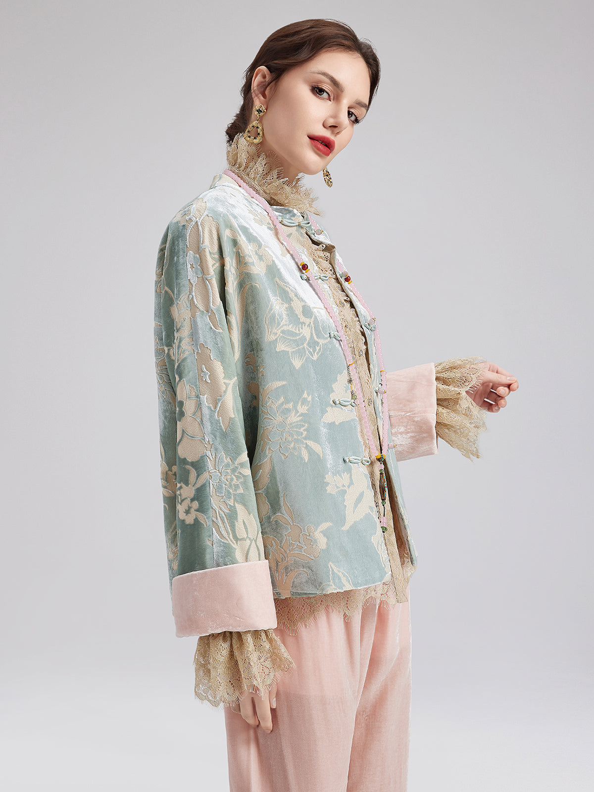 Neo Chinese Style Velvet Floral Jacket