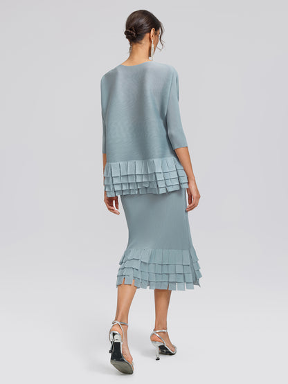 Pleated Textured Scallop-Trimmed Set