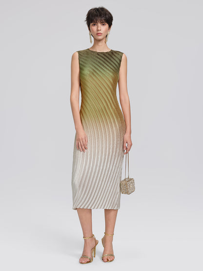 Sleeveless Ombre Pleated Stretch Dress