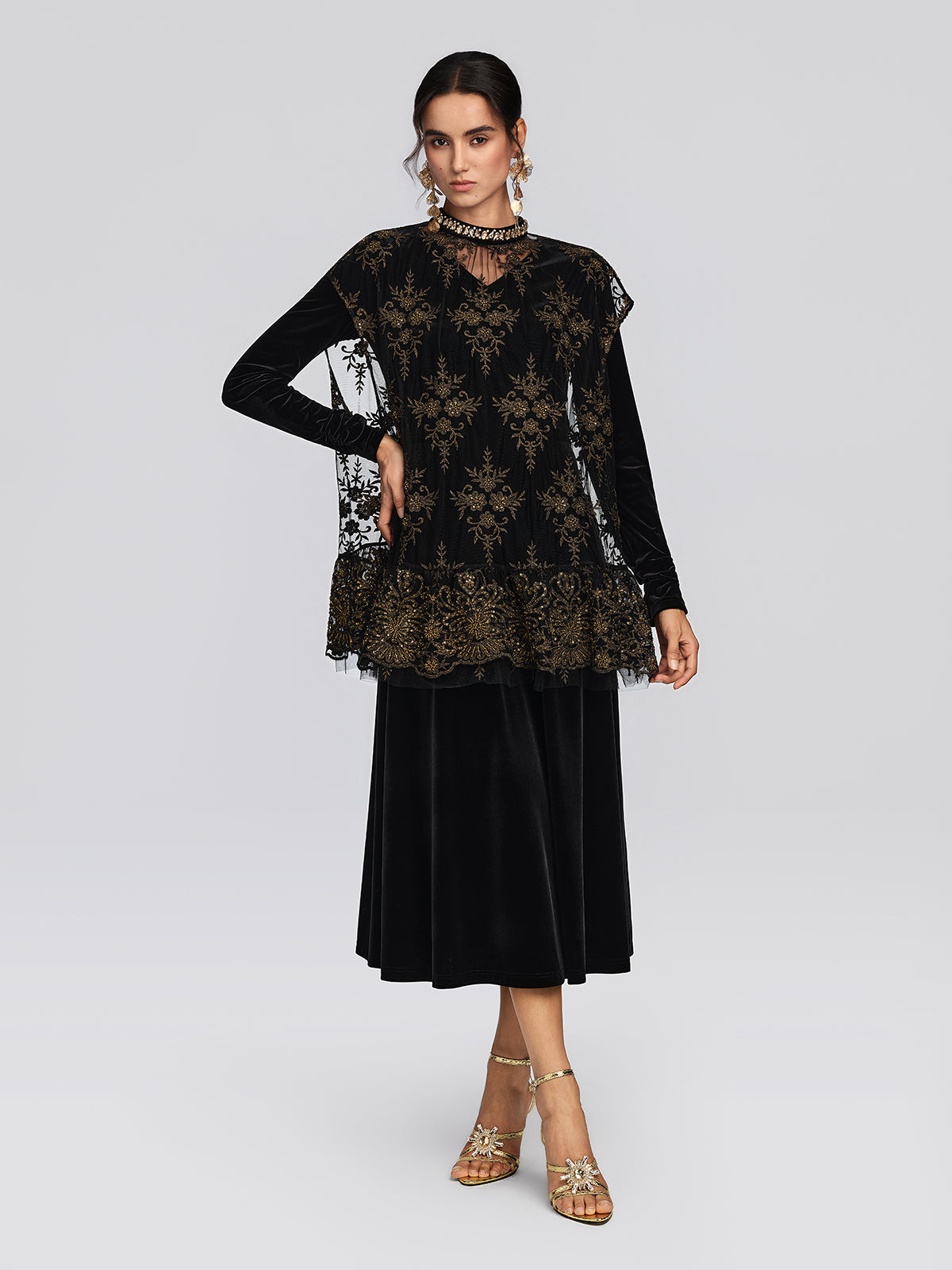 Embroidered Mesh Velvet Beaded Set