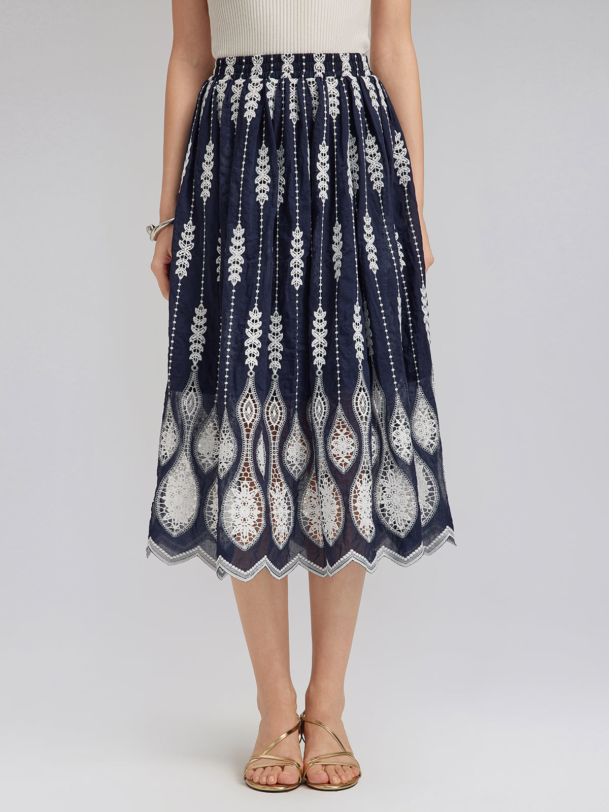 Intricate Wheat-Ear Embroidered Cutout Skirt