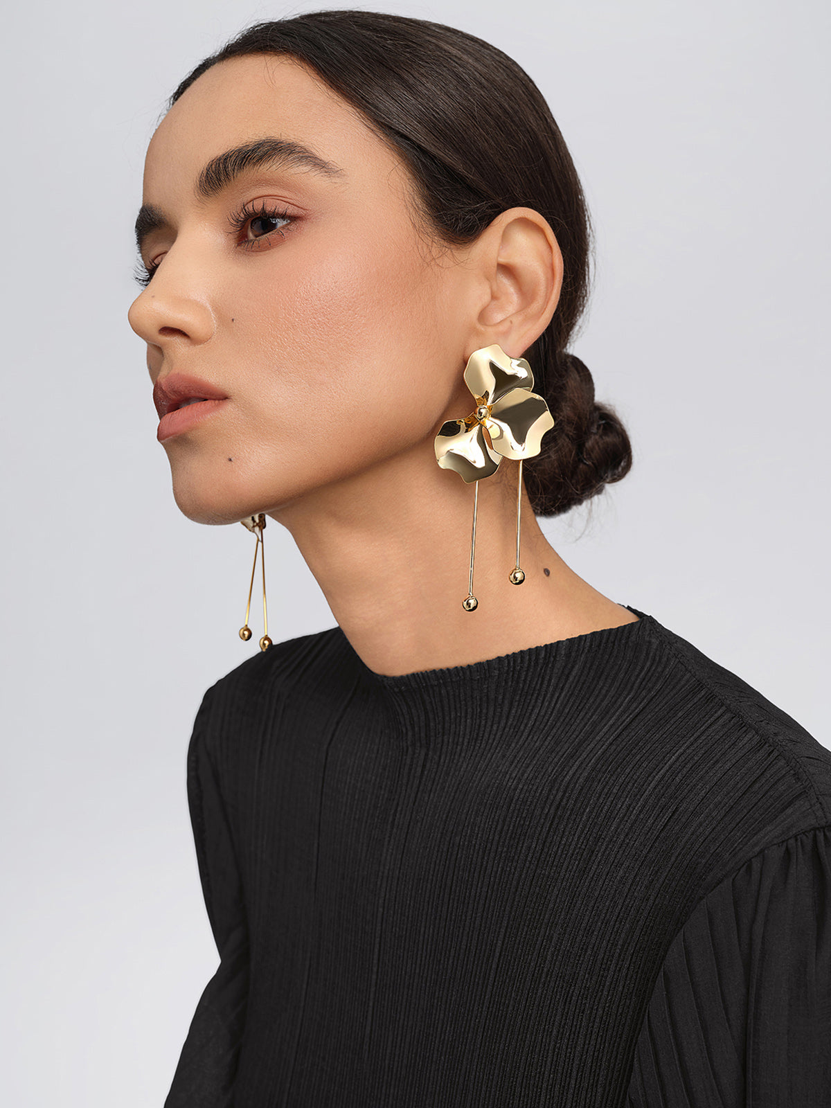 Gold-Plated Floral Metal Tassel Earrings