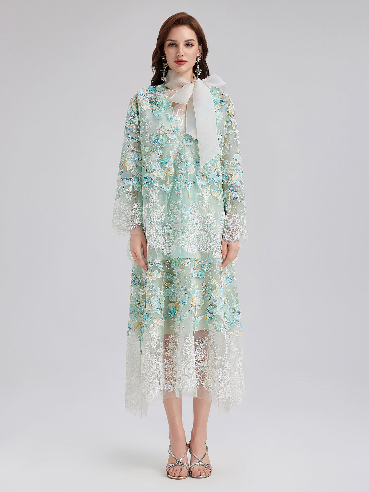Handcrafted Lace Embroidery V-Neck Jacket