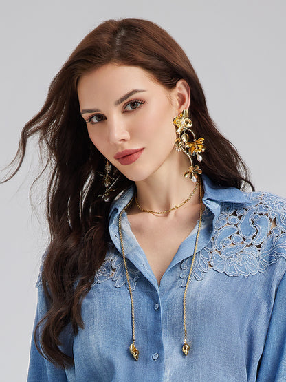 Gold-Tone Shell Pendant Necklace