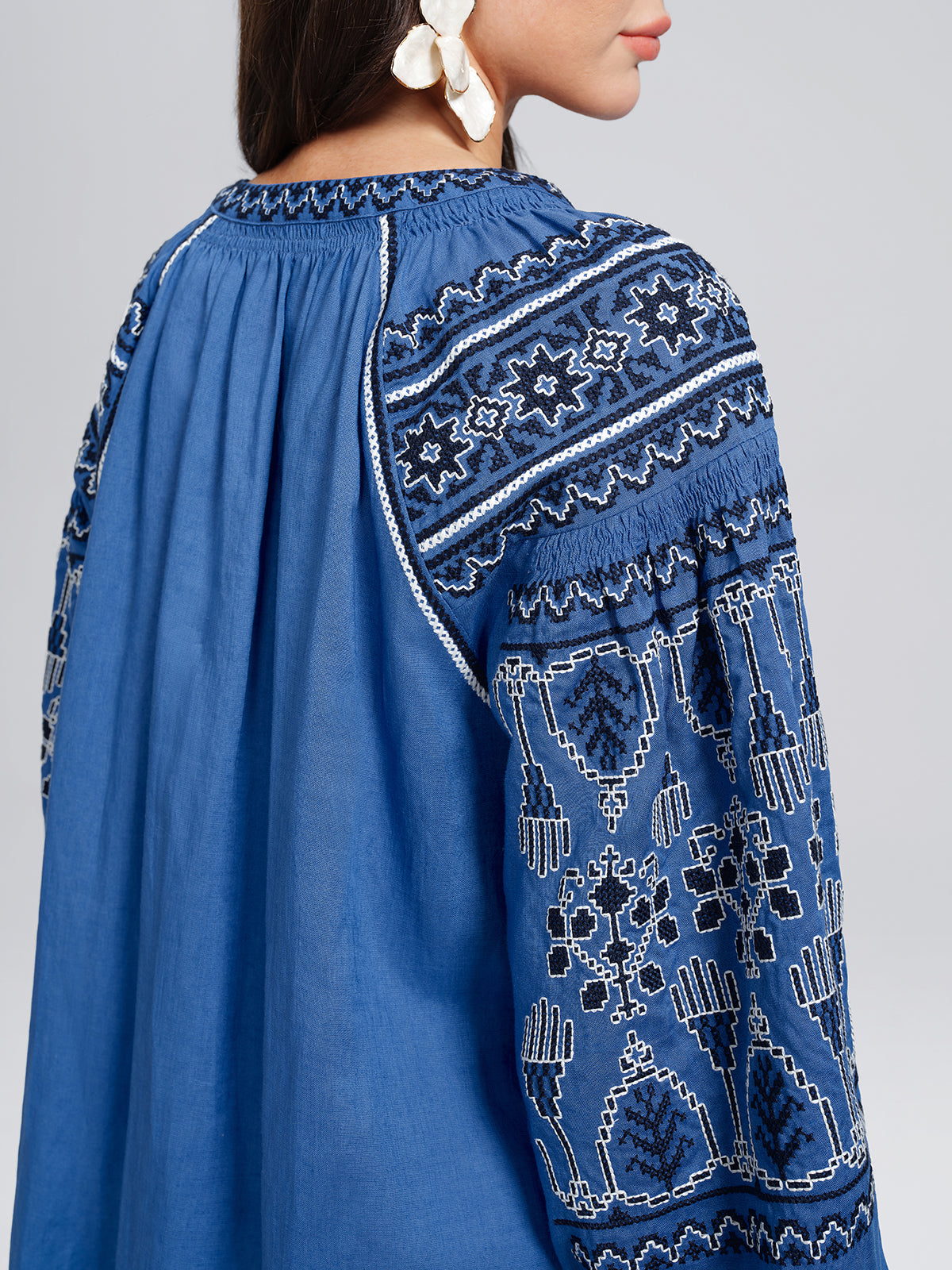 Rinen Ethnic Embroidered Tassel Tie Top