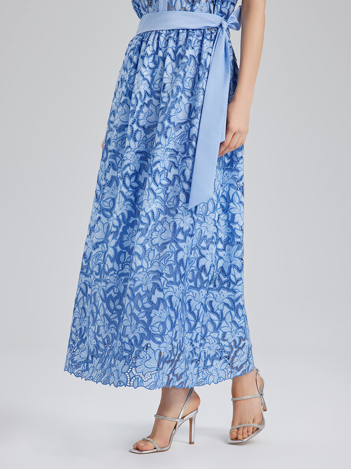 Floral Cutwork Embroidery Set
