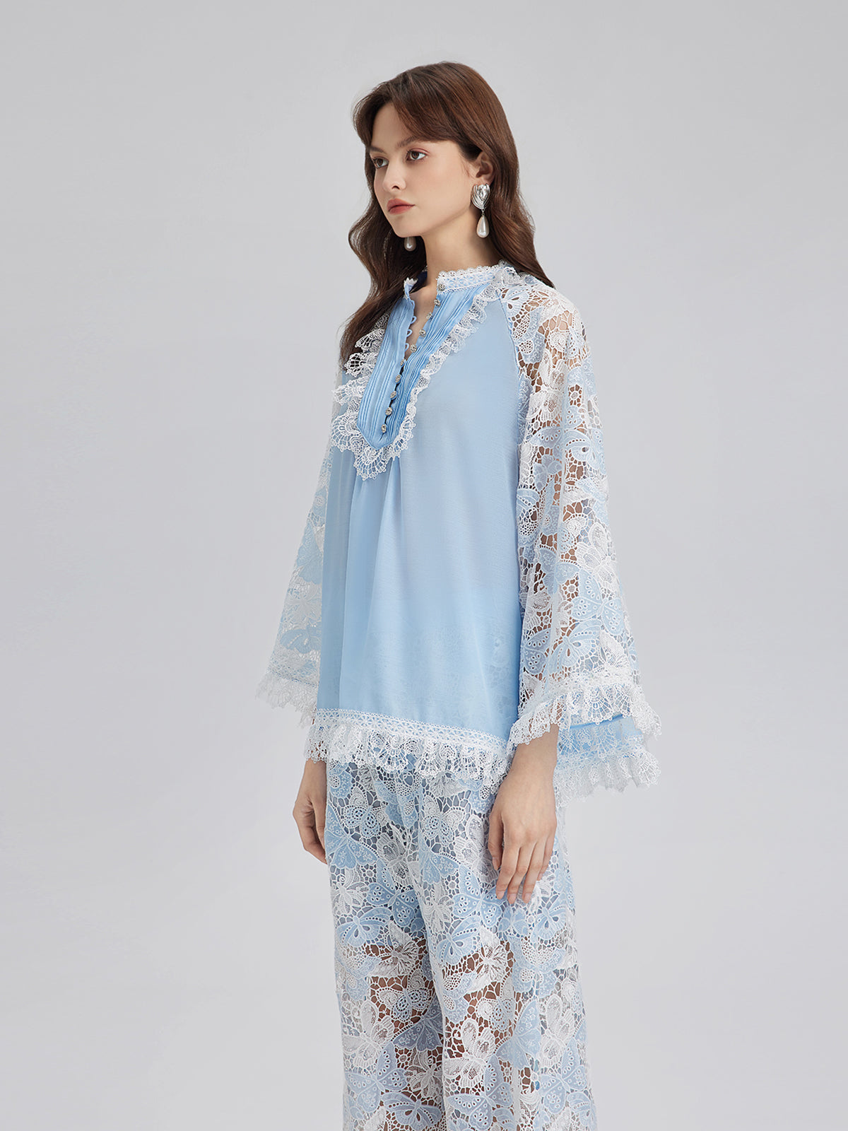 Two-Tone Lace Baroque Butterfly Top