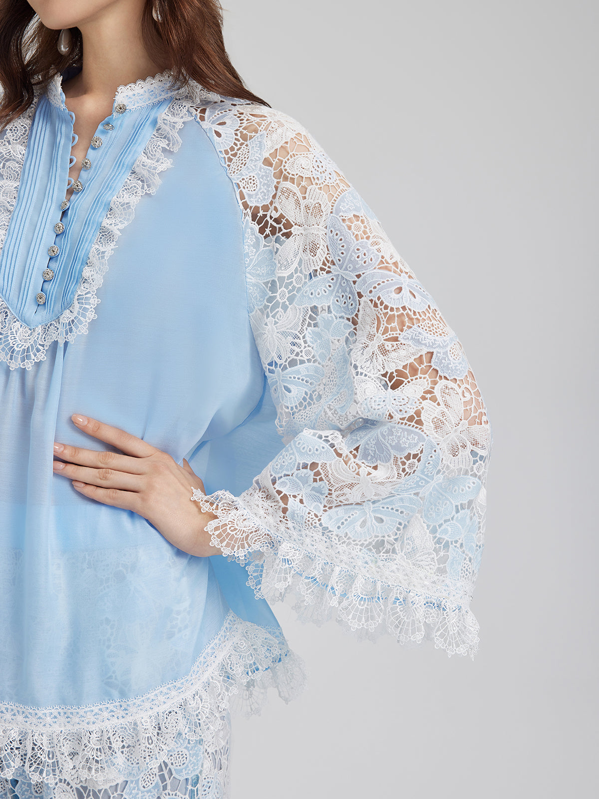 Two-Tone Lace Baroque Butterfly Top