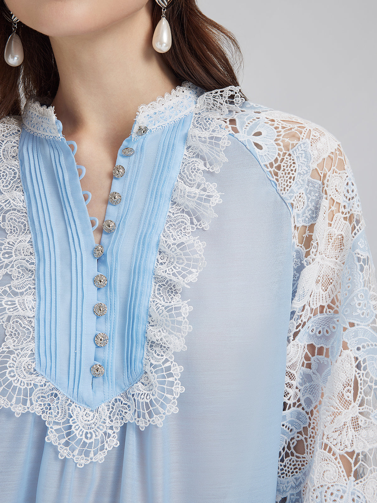 Two-Tone Lace Baroque Butterfly Top