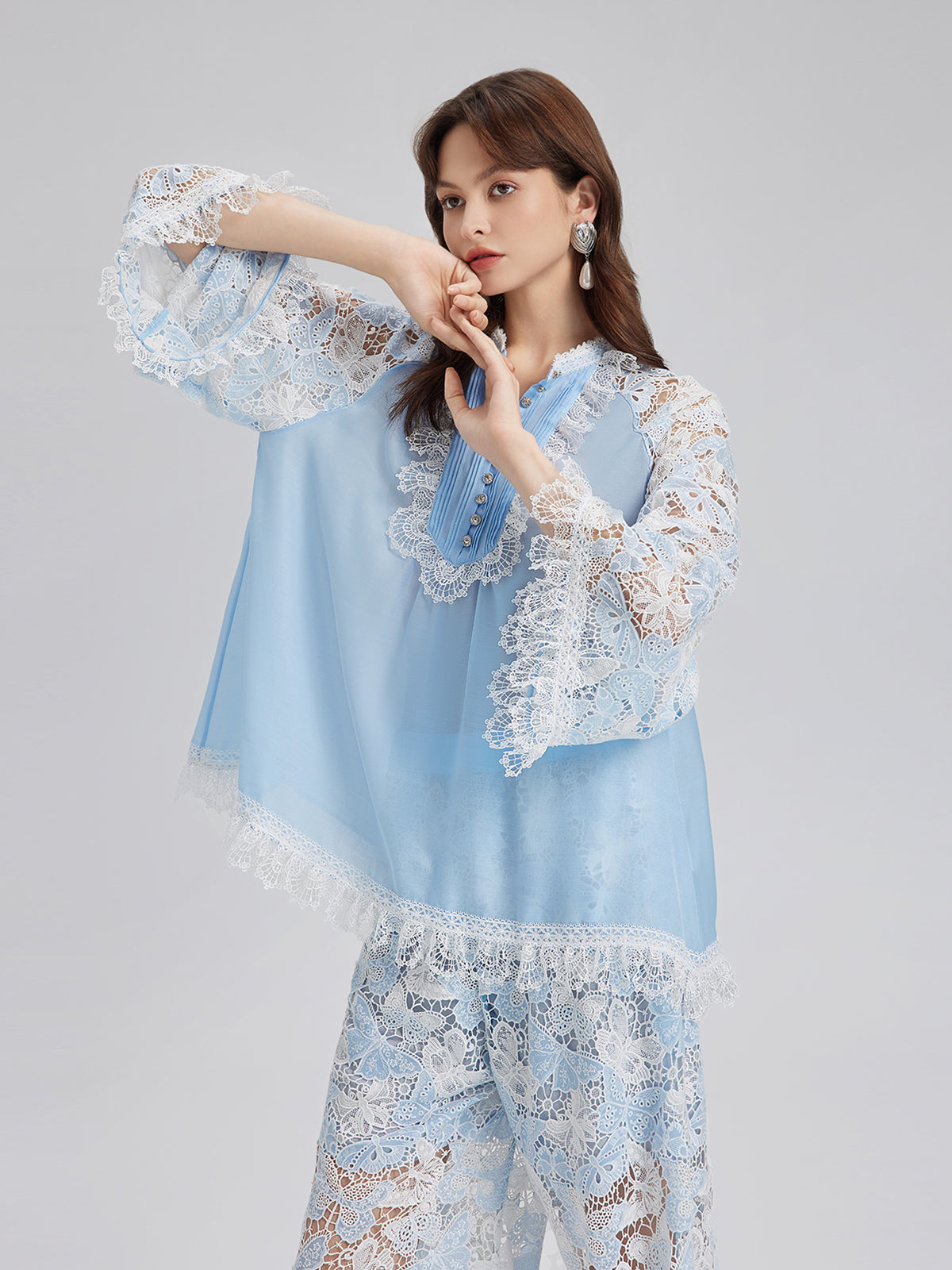 Two-Tone Lace Baroque Butterfly Top