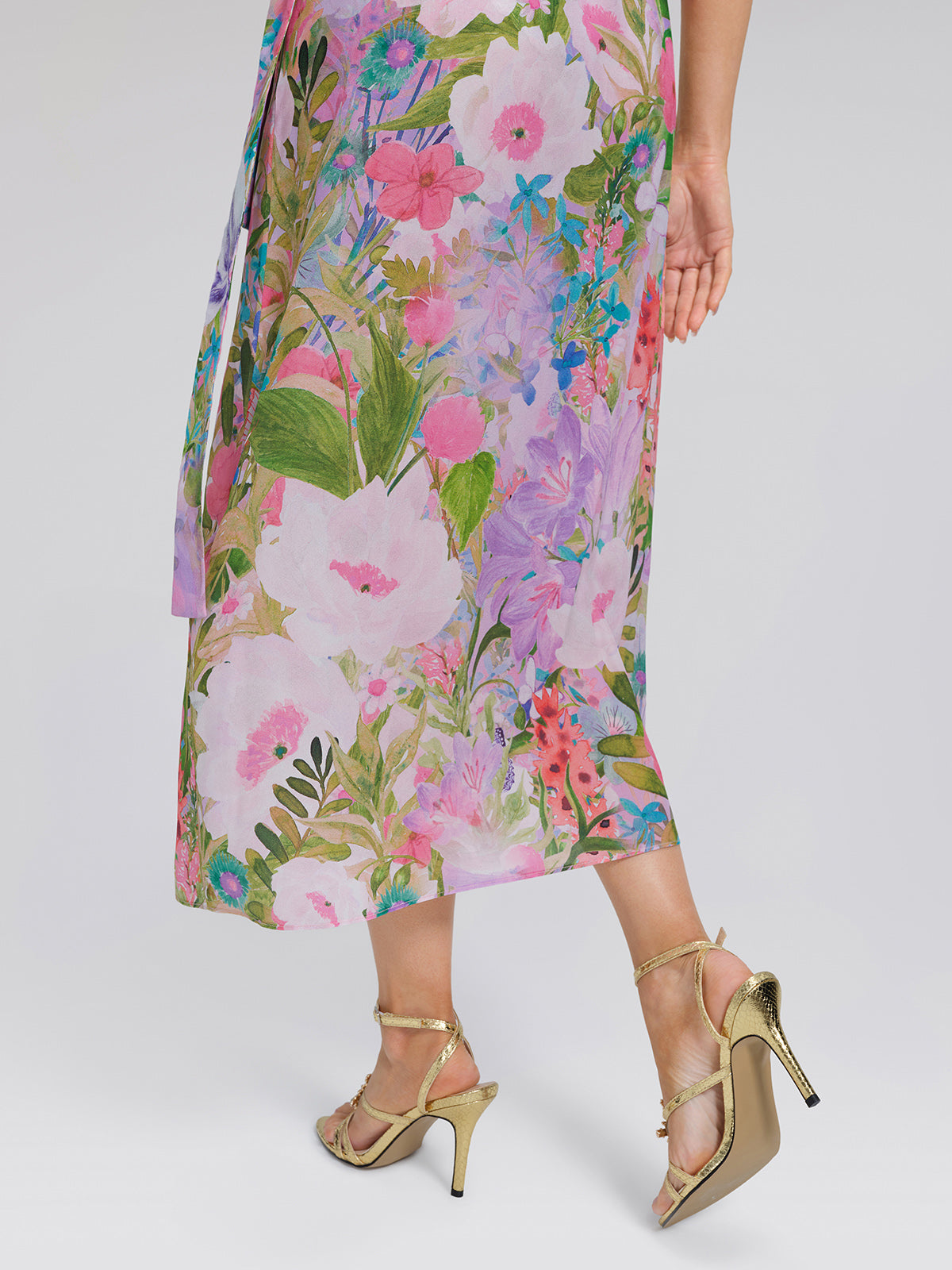 100% Silk Artistic Print V-neck Wrap Dress