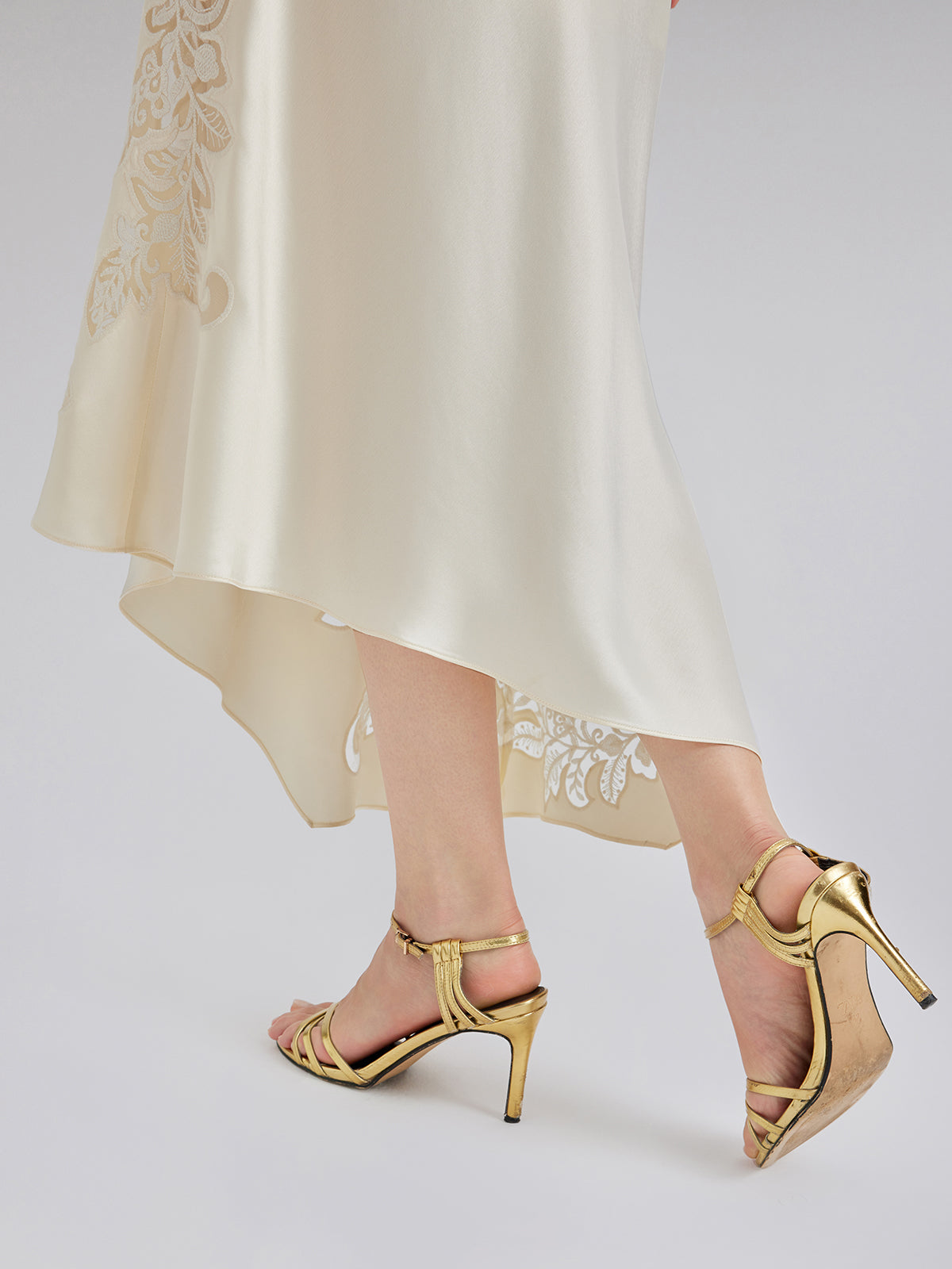 Embroidered Cutout Fitted Midi Skirt